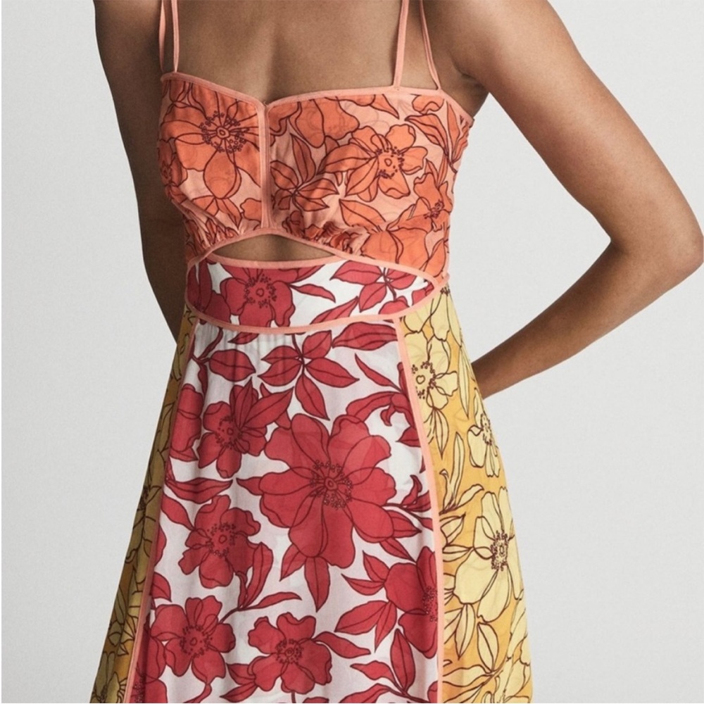 Reiss ISLA
CUT-OUT MIDI DRESS